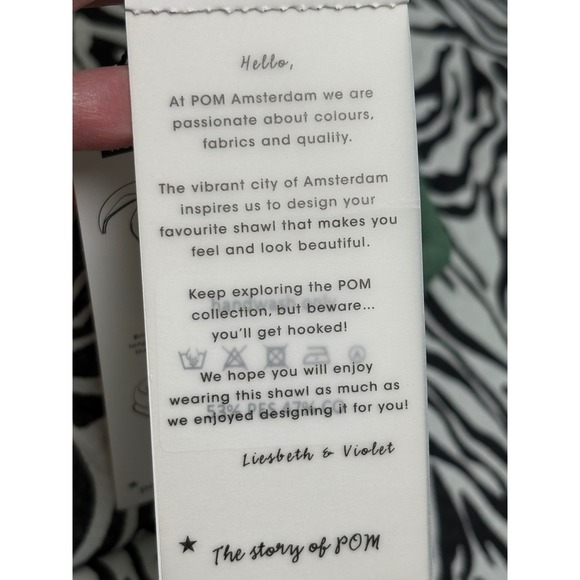 POM Amsterdam Zebra Print Shawl Women OS Black White NEW Pom Pom Trim Scarf - Picture 6 of 10